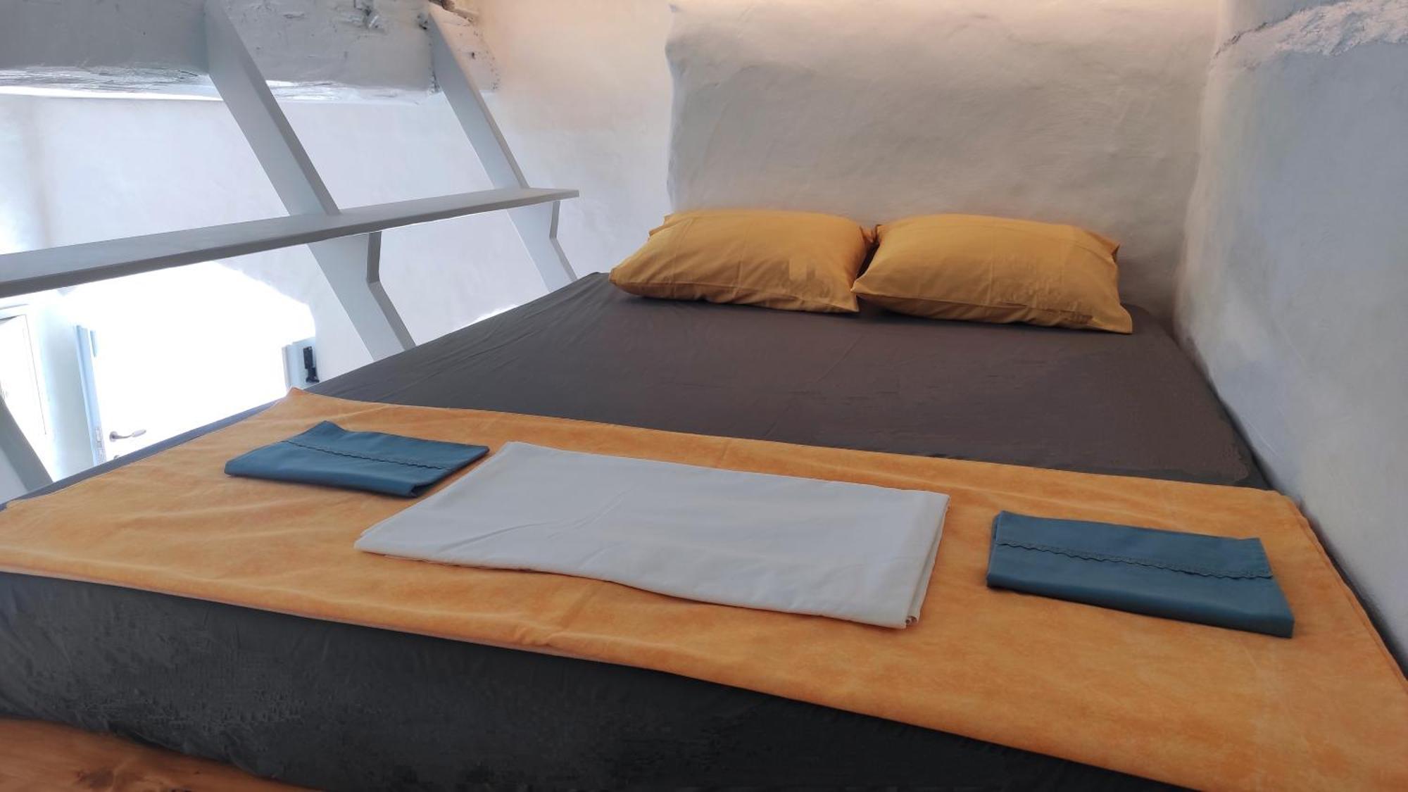 Hidden Gem - Sifnos, Kastro. Apartment Kástron Екстериор снимка