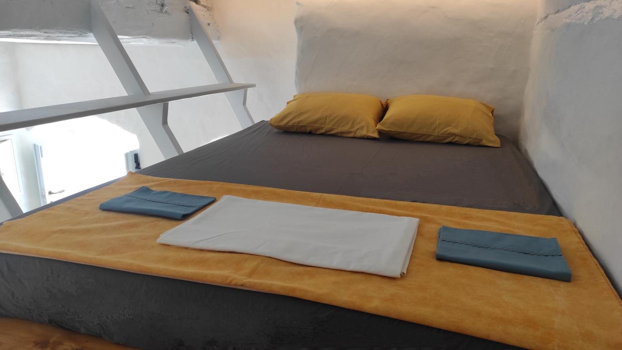 Hidden Gem - Sifnos, Kastro. Apartment Kástron Екстериор снимка