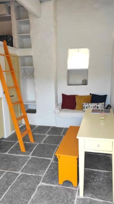 Hidden Gem - Sifnos, Kastro. Apartment Kástron Екстериор снимка