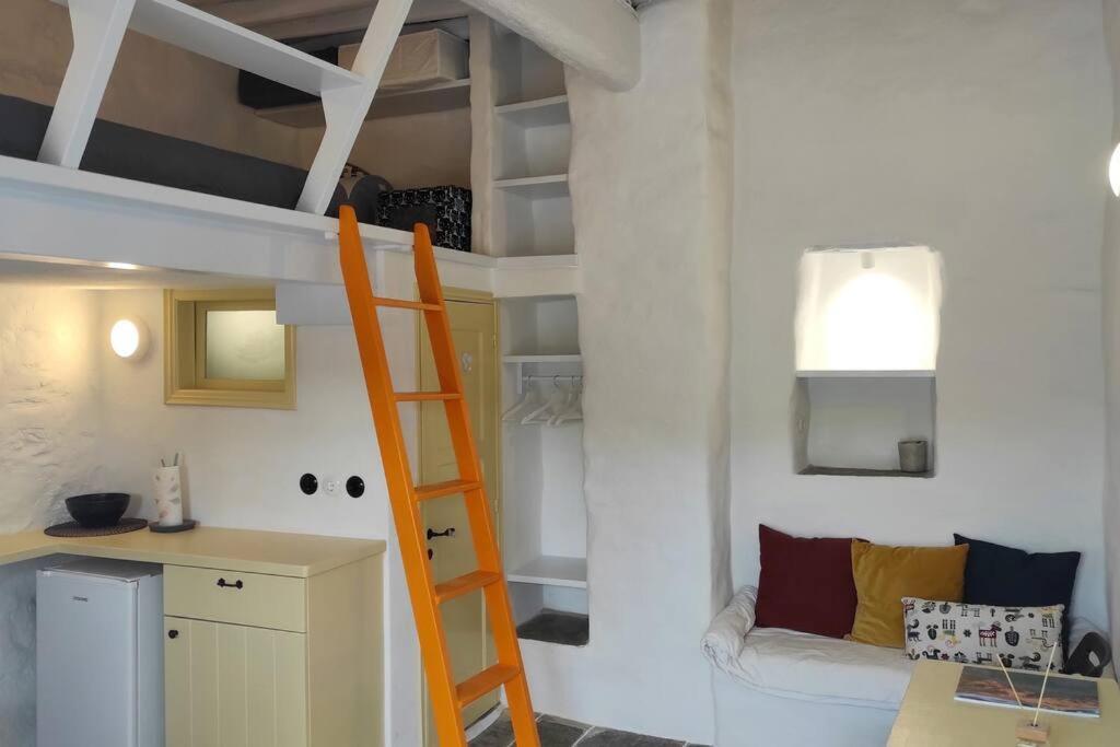 Hidden Gem - Sifnos, Kastro. Apartment Kástron Екстериор снимка